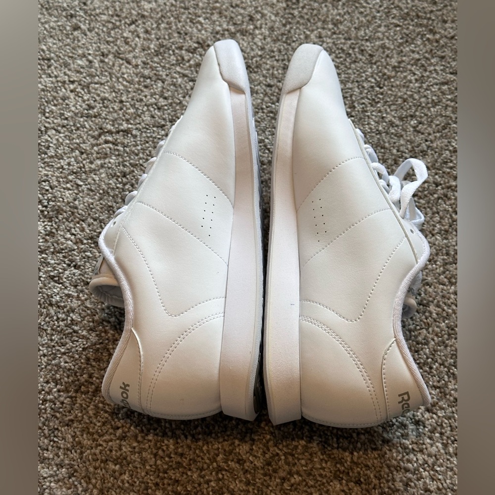 Reebok White Leather Women's Classic Sneakers - Picture 4 of 11